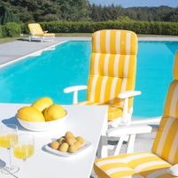 Zahradní nábytek: Jaký zvolit materiál?