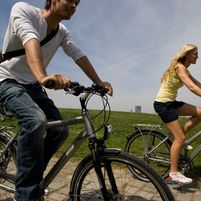 Tipy na jarní výlet na kole. Kam v okolí Prahy?